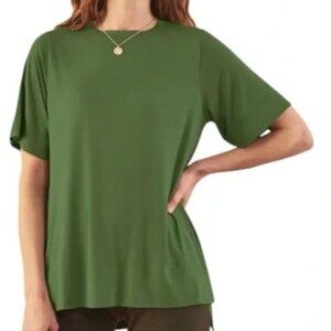 Aday Essentialist T-Shirt